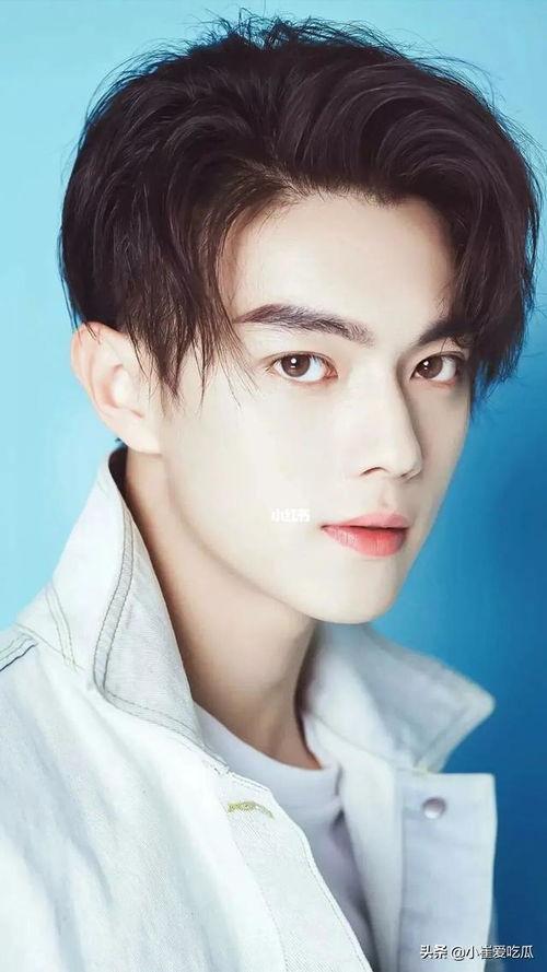 李现爆料刘亦菲视频,视频揭秘明星私下互动